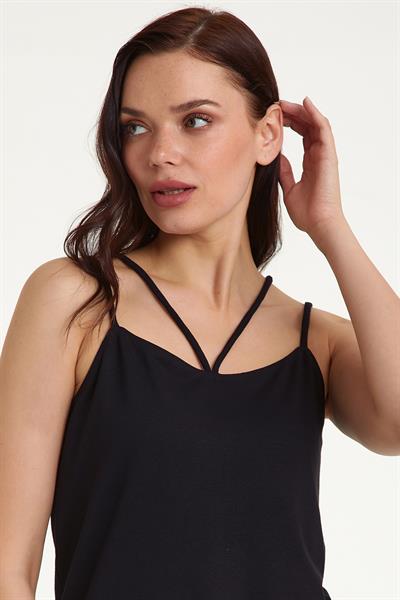 Yakası Çapraz Biyeli Askılı Bluz 023-1072