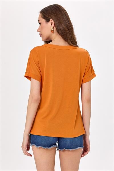 Yakası Çıtçıtlı Düşük Kol Bluz 025-1005