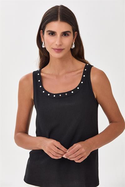 Yakası Metal Aksesuarlı Kolsuz Bluz 025-1027