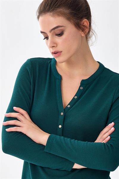 Yakası Patlı Çıtçıt Detaylı Bluz 256-1012