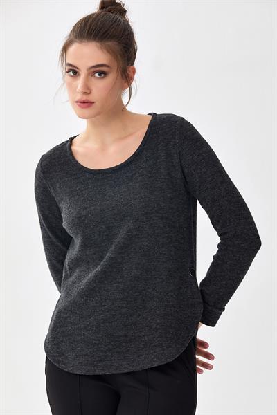 Yuvarlak Yaka Eteği Oval Triko Bluz 256-1707