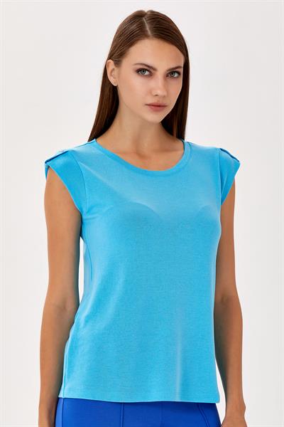 Yuvarlak Yaka Kolları Metal Aksesuarlı  Bluz 024-1034