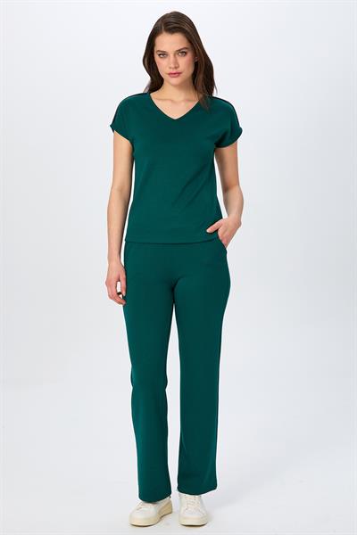 V Yaka Omuzu Şerit Detaylı S-Shirt 026-2104