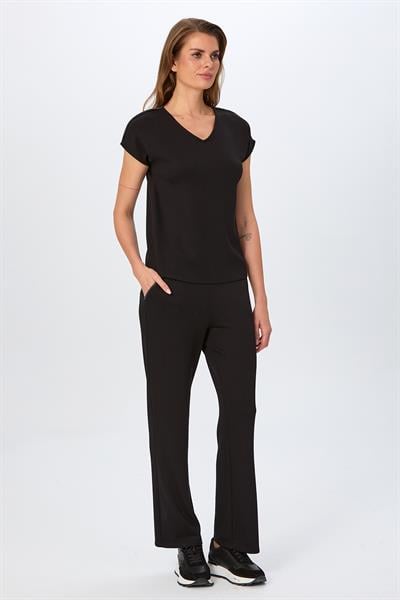 V Yaka Omuzu Şerit Detaylı S-Shirt 026-2104