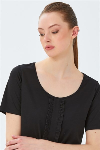 Yuvarlak Yaka Önü Fırfır Detaylı Bluz 026-1031