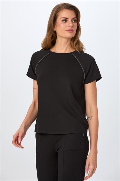 Yuvarlak Yaka Taş Şerit Detaylı S-Shirt 026-2110