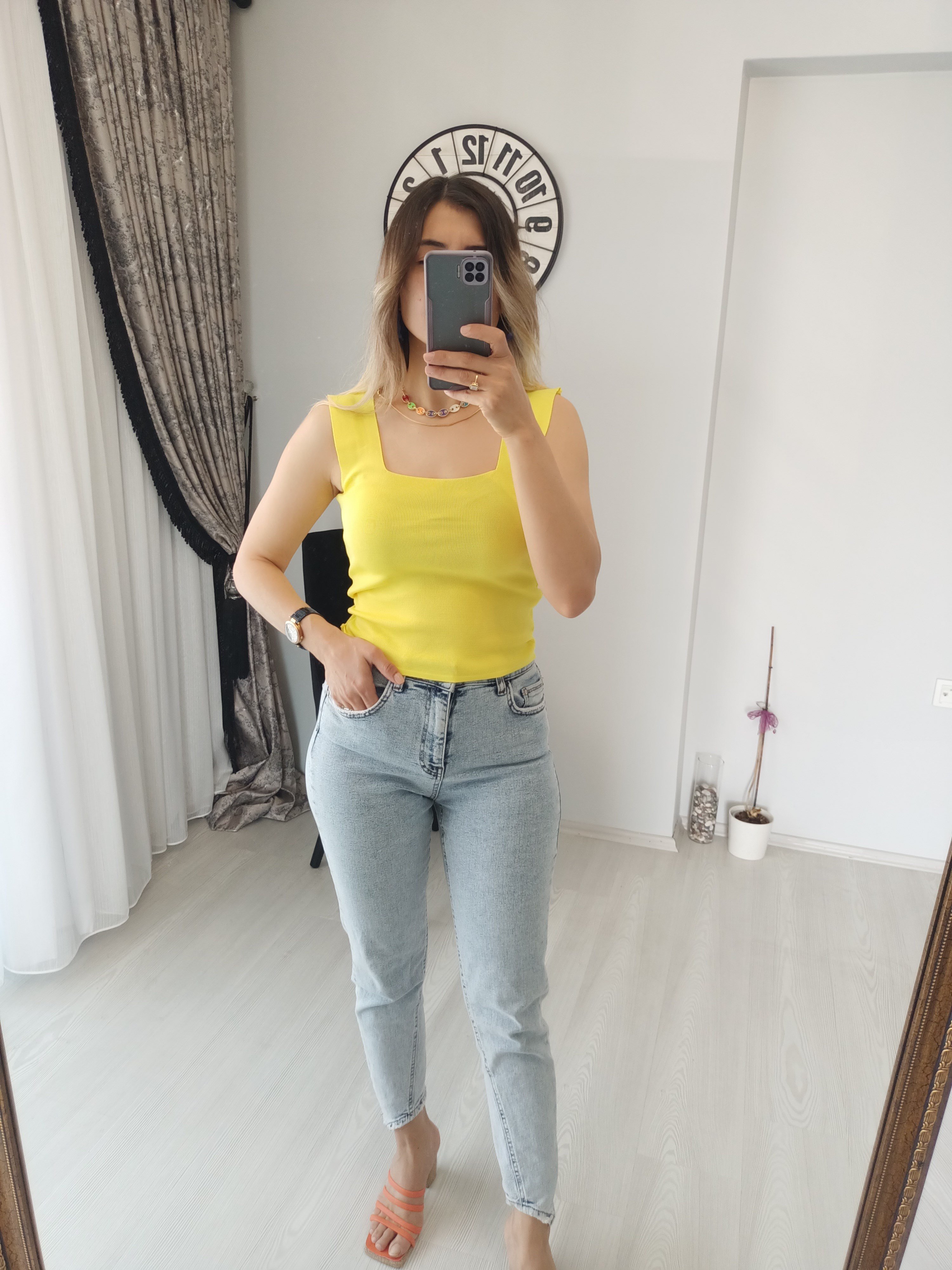 Kare yaka askıli bady Sarı