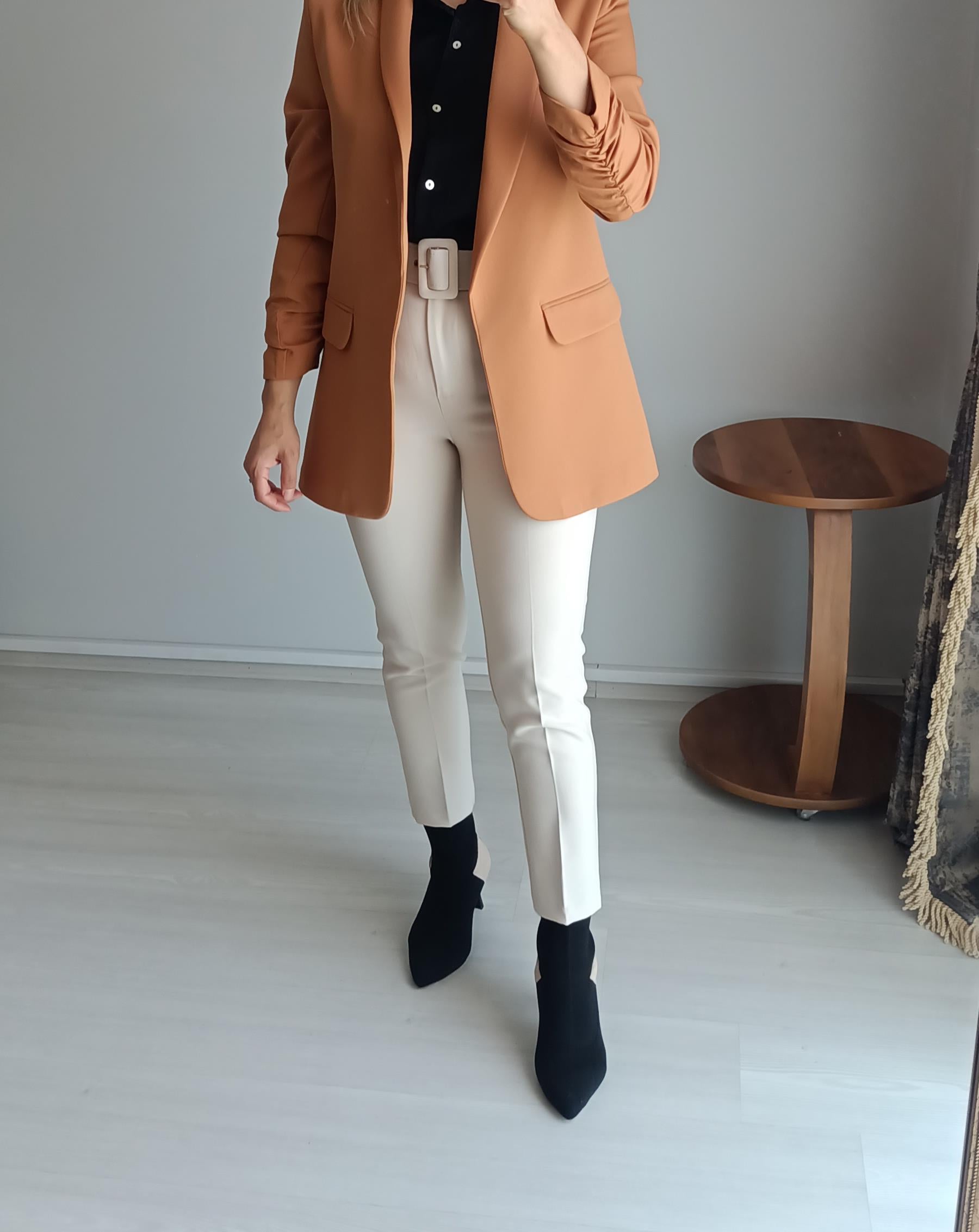 Kemerli kumaş pantolon 