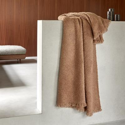 BOUCLÉ THROW