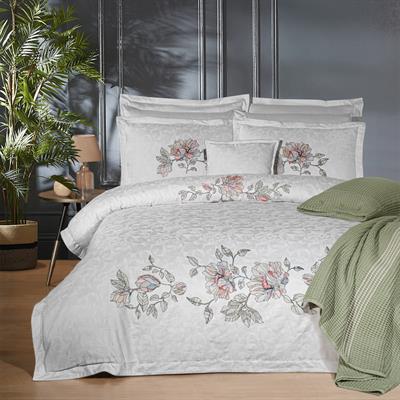 ILAY SPORT CHIC NEVRESİM TAKIMI