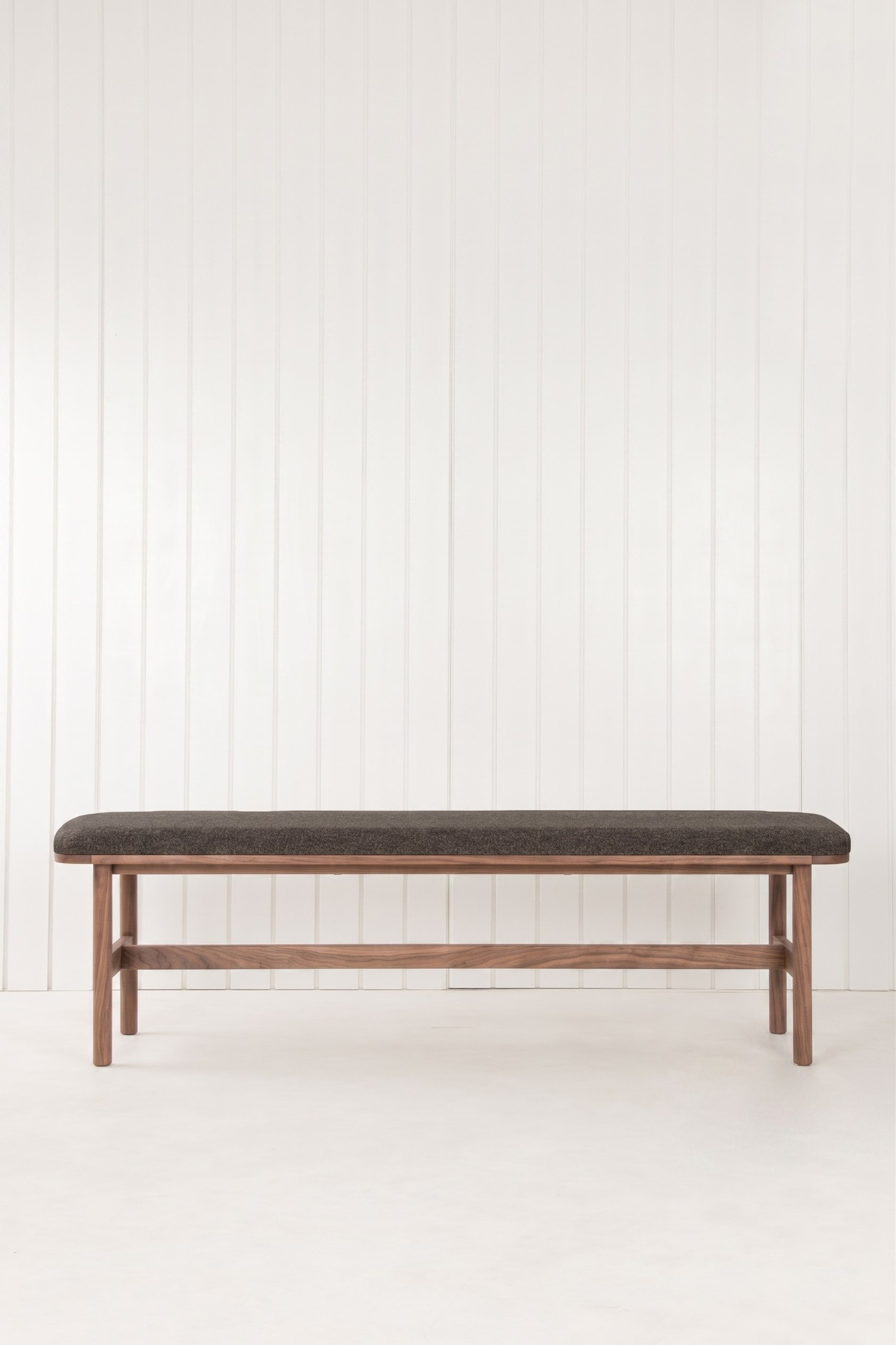 Alaçatı Ceviz Masif Ahşap Bench 150x80