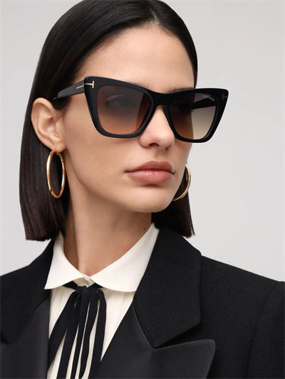 TOM FORD TF 846 POPPY-02 01B 53