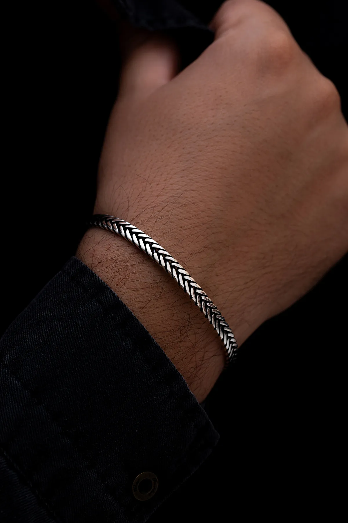 Gümüş Örgü Kelepçe