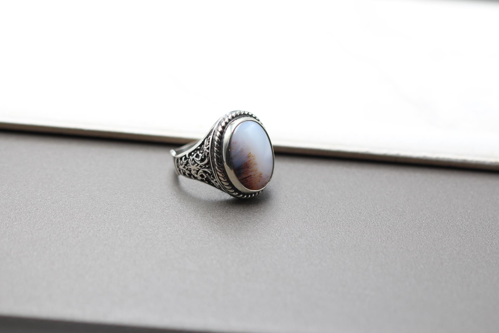 Şecer Akik Taşlı Erkek Yüzük