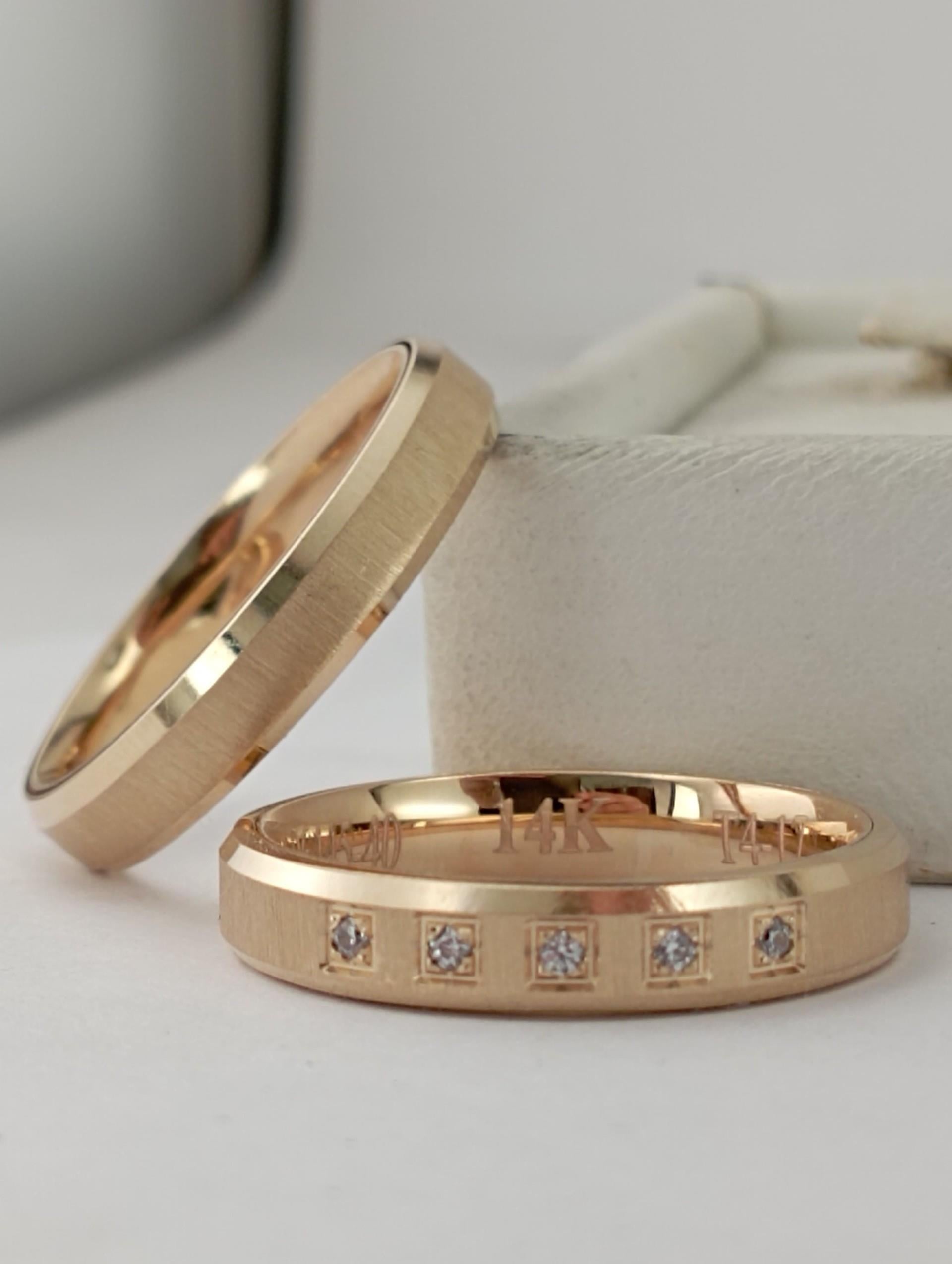 Taşlı Desenli Alyans