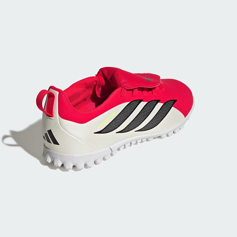 Adidas Kırmızı Adidas Predator Club FT EL Ayakkabısı