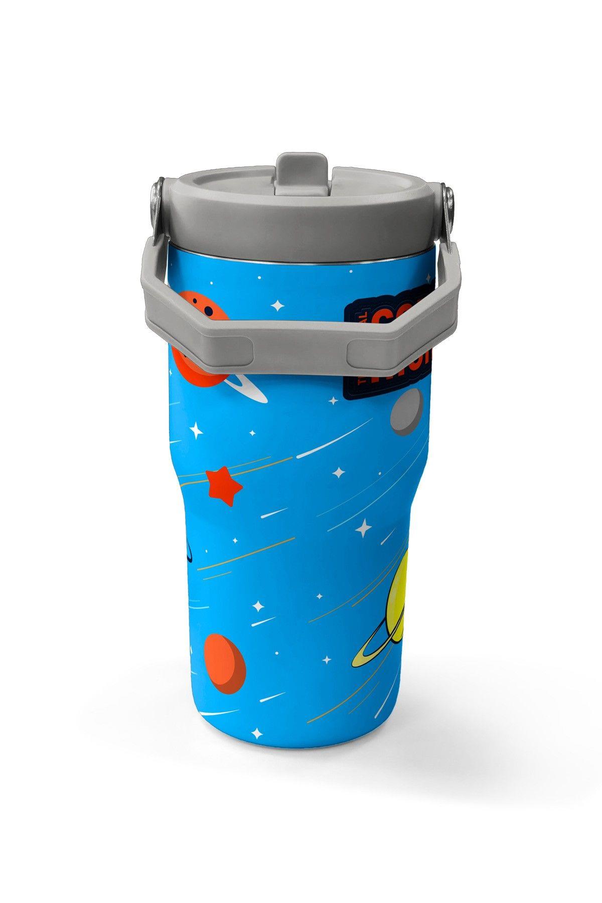 Coral High 600 ml Pipetli ve Kulplu Lacivert Mavi Astronot Desenli Erkek Çocuk Matara 38923