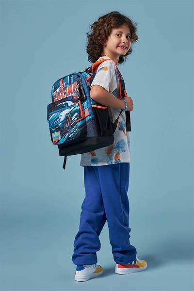 Coral High Dört Bölmeli Siyah Nefti Yarış Arabası Desenli İlkokul Sırt Çantası - Erkek Çocuk