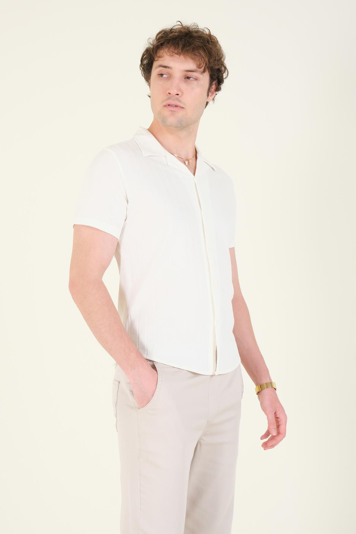 Erkek Gömlek Yaka Düğmeli Penye Gömlek  Ekru