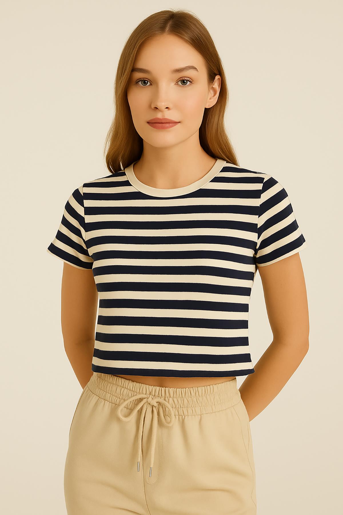 Kadın Çizgili Crop Tshirt Siyah