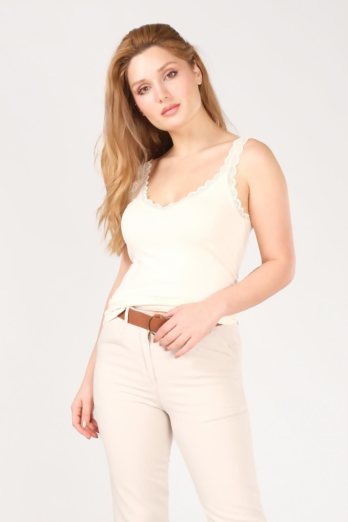 Kadın Dantelli Atlet Bej