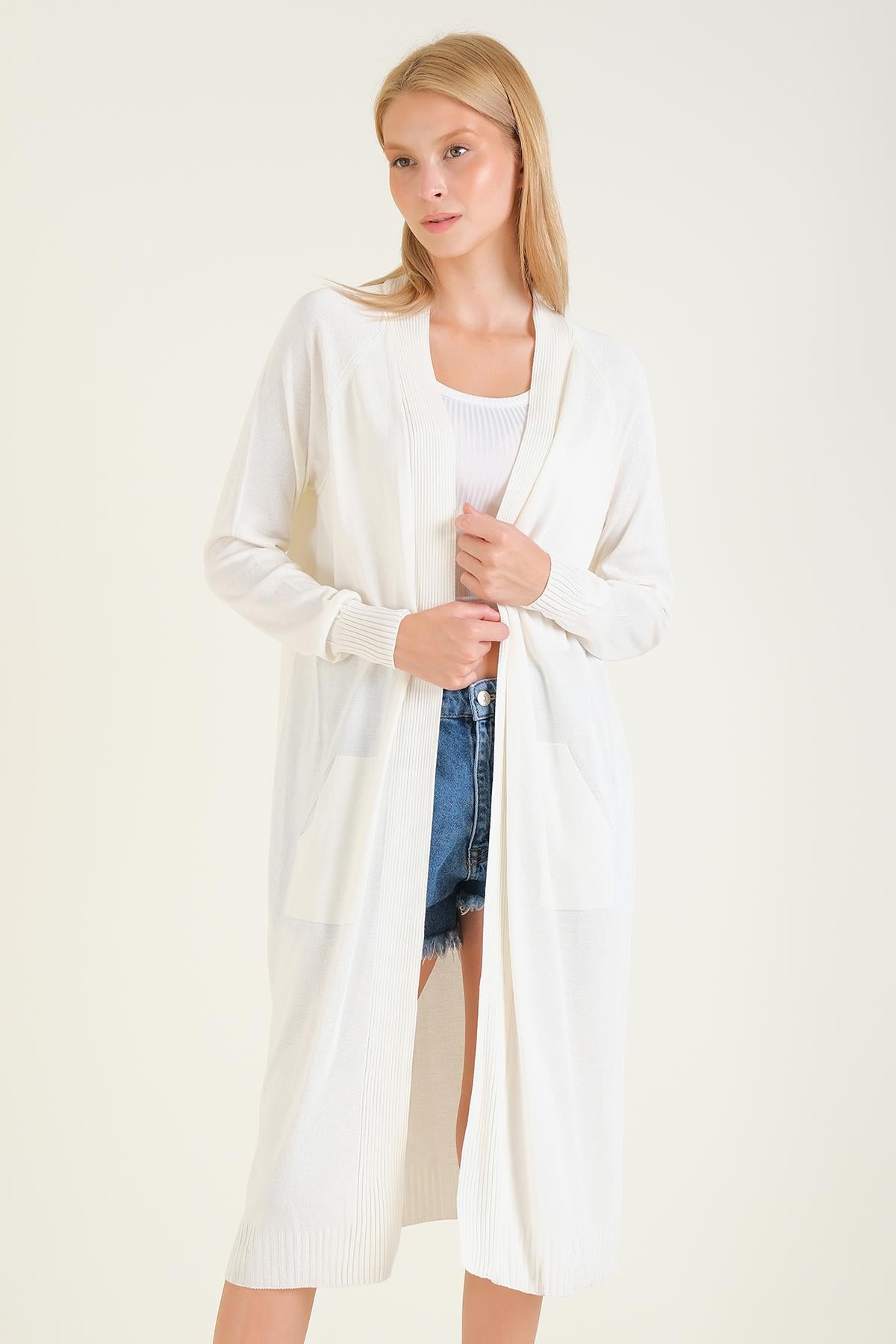Kadın Oversize Cepli Uzun Hırka Ekru