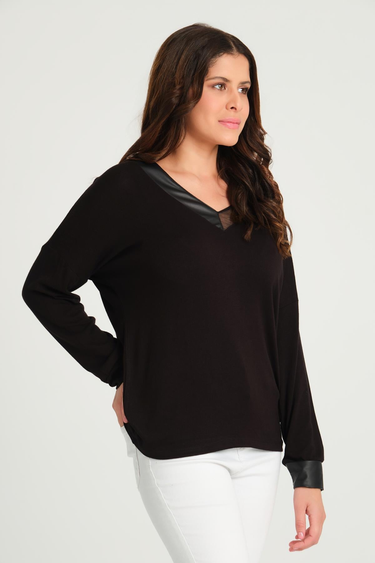 Kadın V Yaka Oversize Bluz Siyah