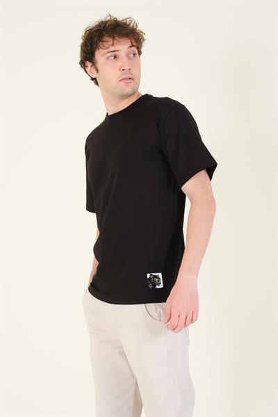 Erkek Sıfır Yaka Oversize Nakışlı T-Shirt Siyah
