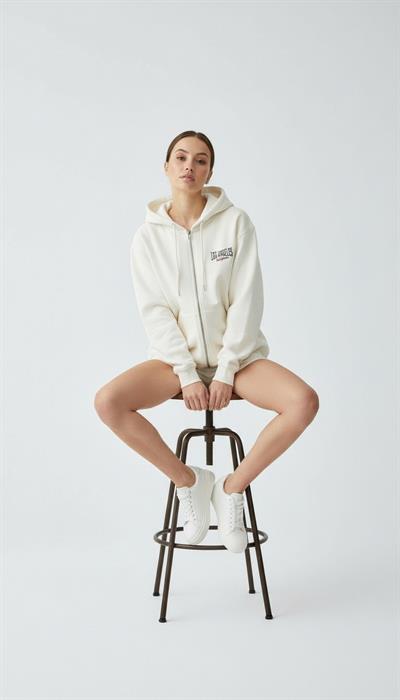 Kadın Kapşonlu Fermuarlı Üç İp Şardonlu Julia Sweatshirt Ekru