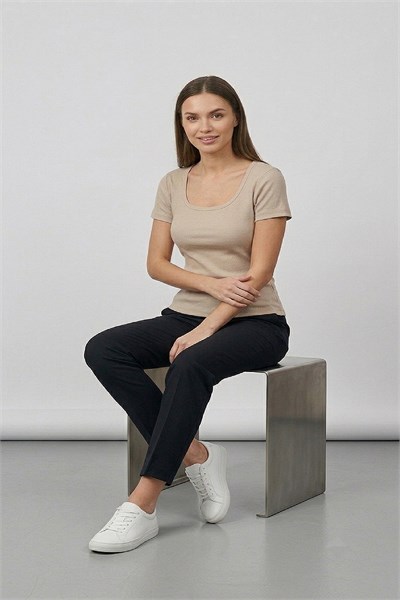 Kadın Kare Yaka Kaşkorse Body Camel