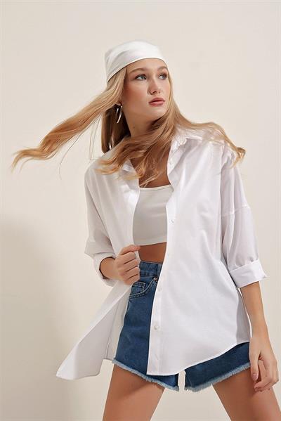 Kadın Oversize Gömlek Beyaz