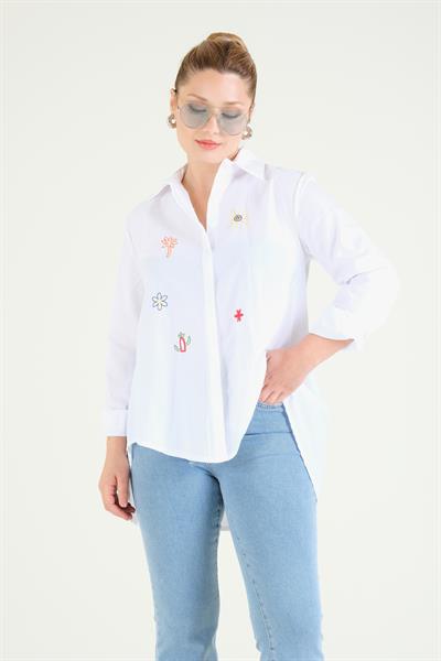 Kadın Oversize İşlemeli Gömlek Beyaz