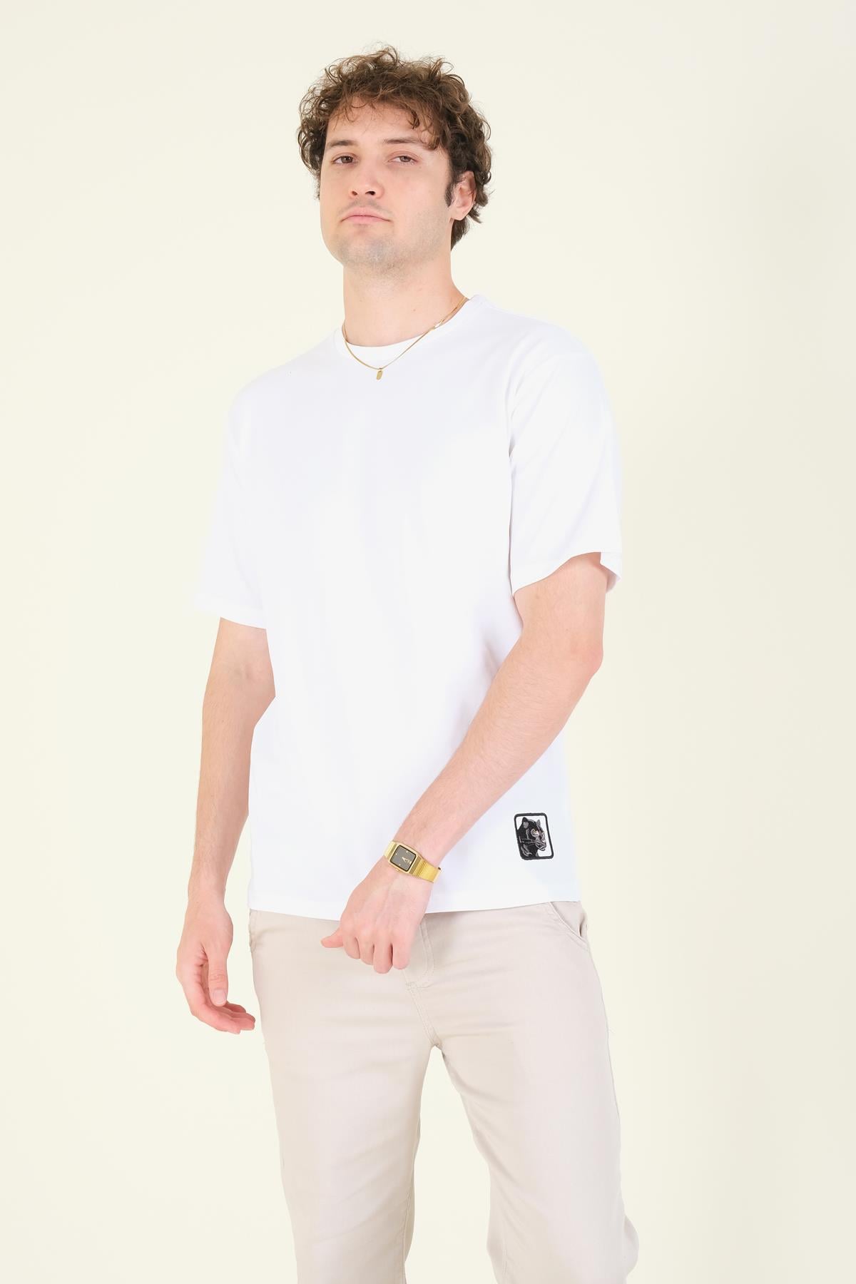 Erkek Sıfır Yaka Oversize Nakışlı T-Shirt Ekru