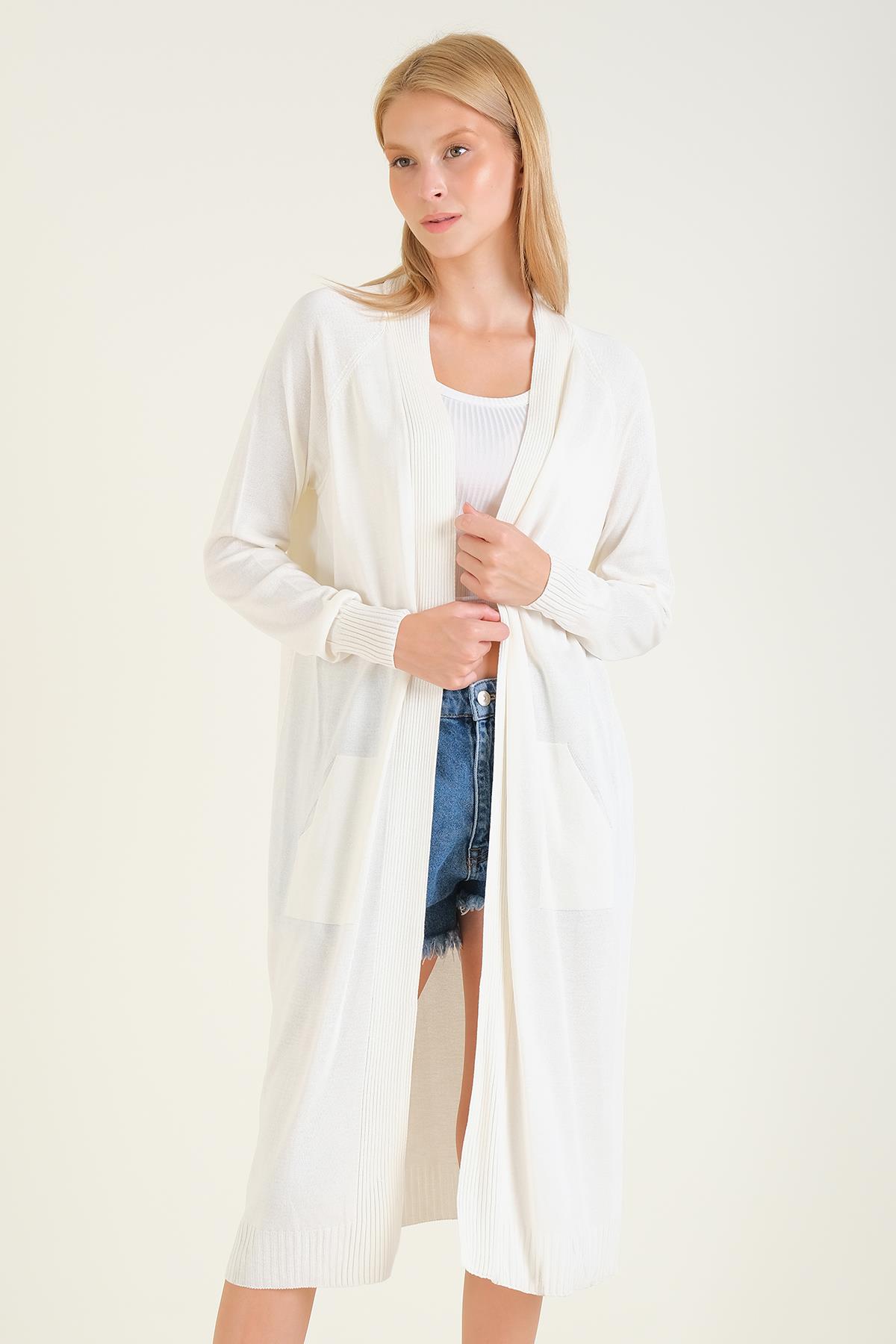 Kadın Oversize Cepli Uzun Hırka Ekru
