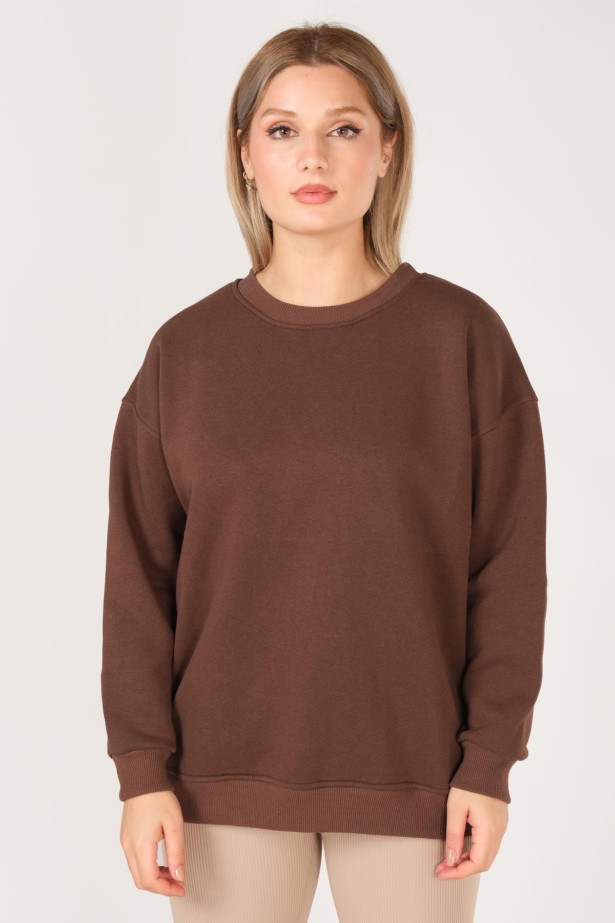 Kadın Sıfır Yaka Oversize Sweatshirt Kahverengi