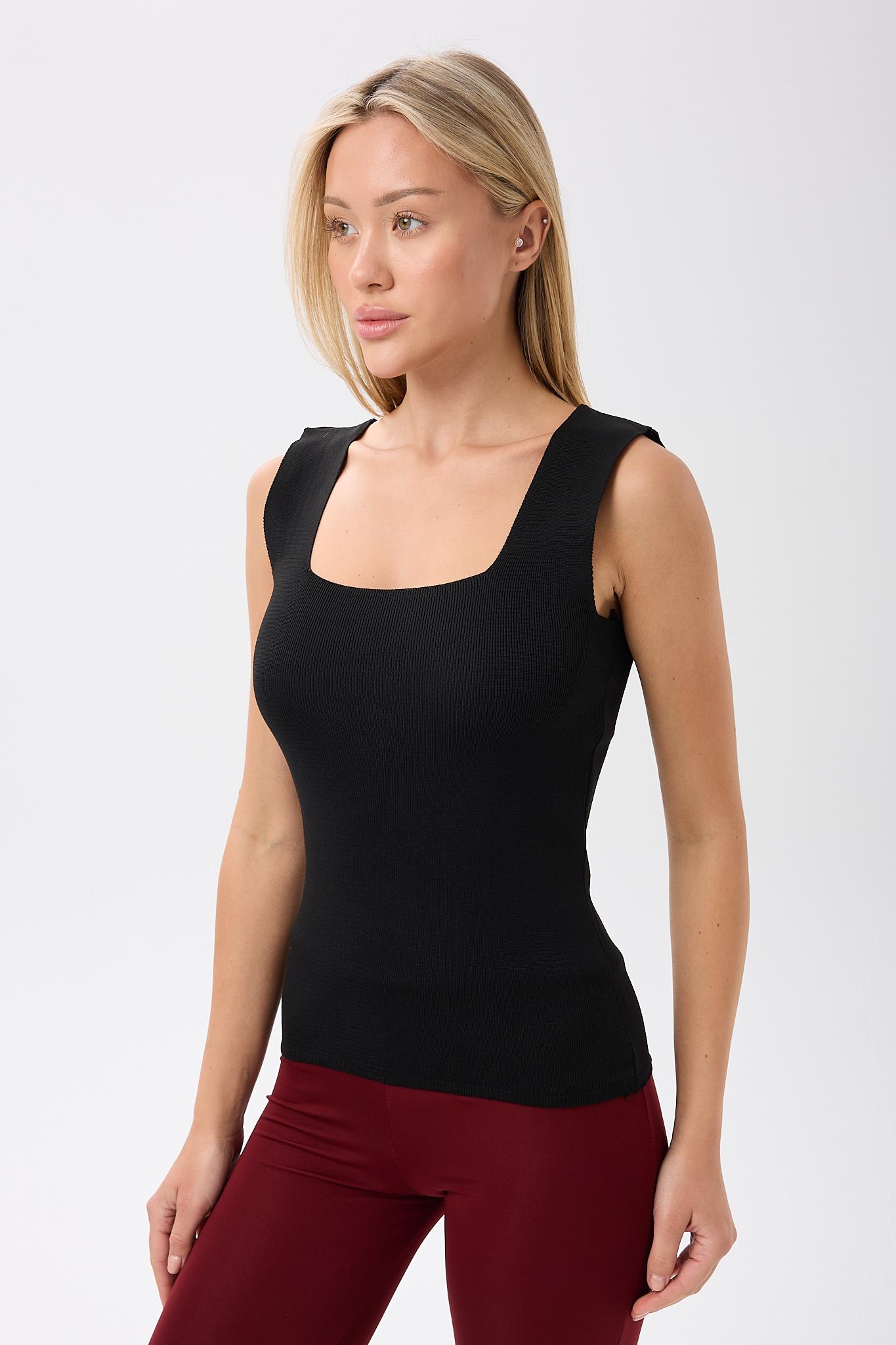Kadın Kare Yaka Kalın  Askılı Basic Fit Siyah Bluz Crop Top