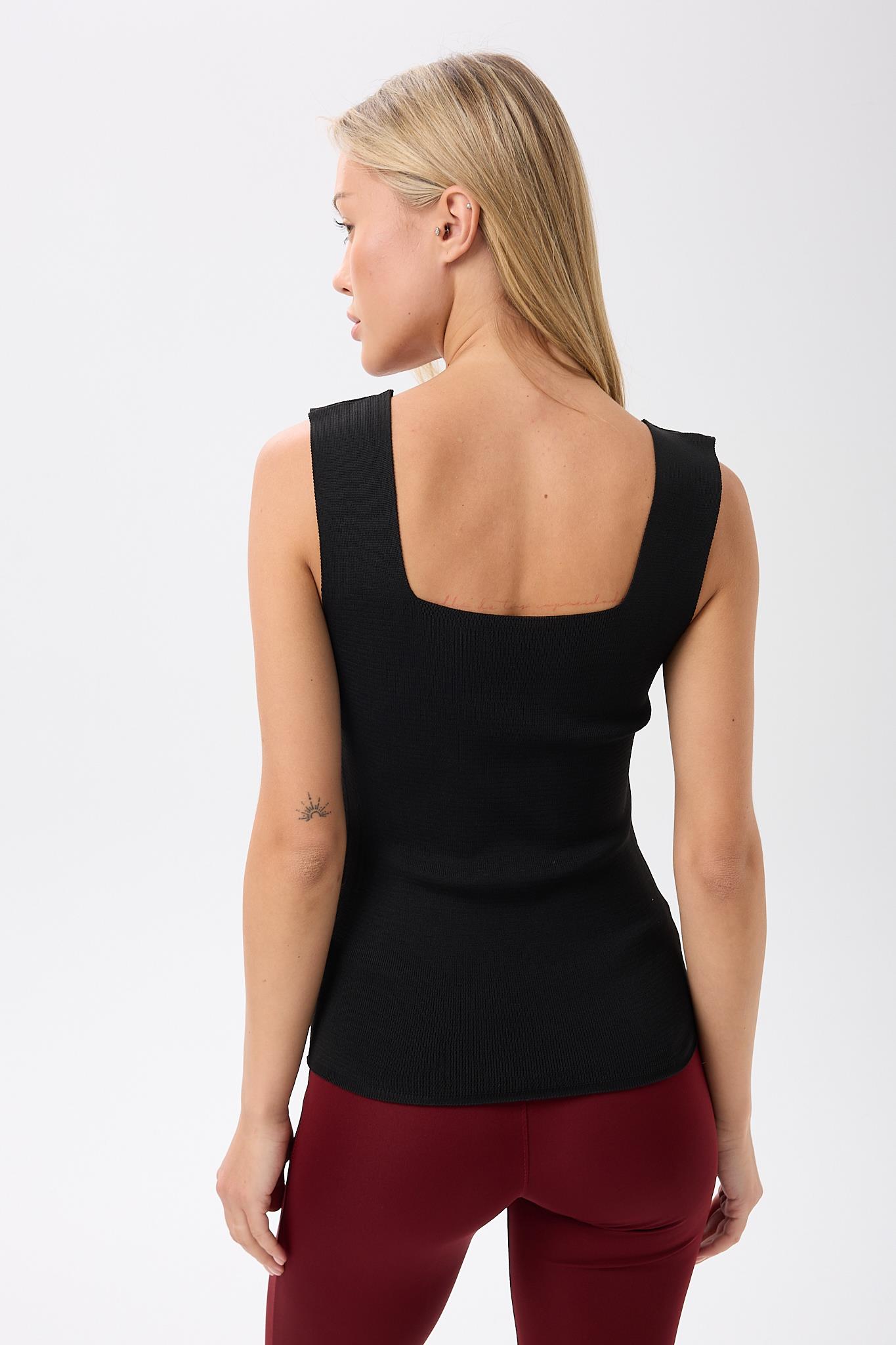 Kadın Kare Yaka Kalın  Askılı Basic Fit Siyah Bluz Crop Top
