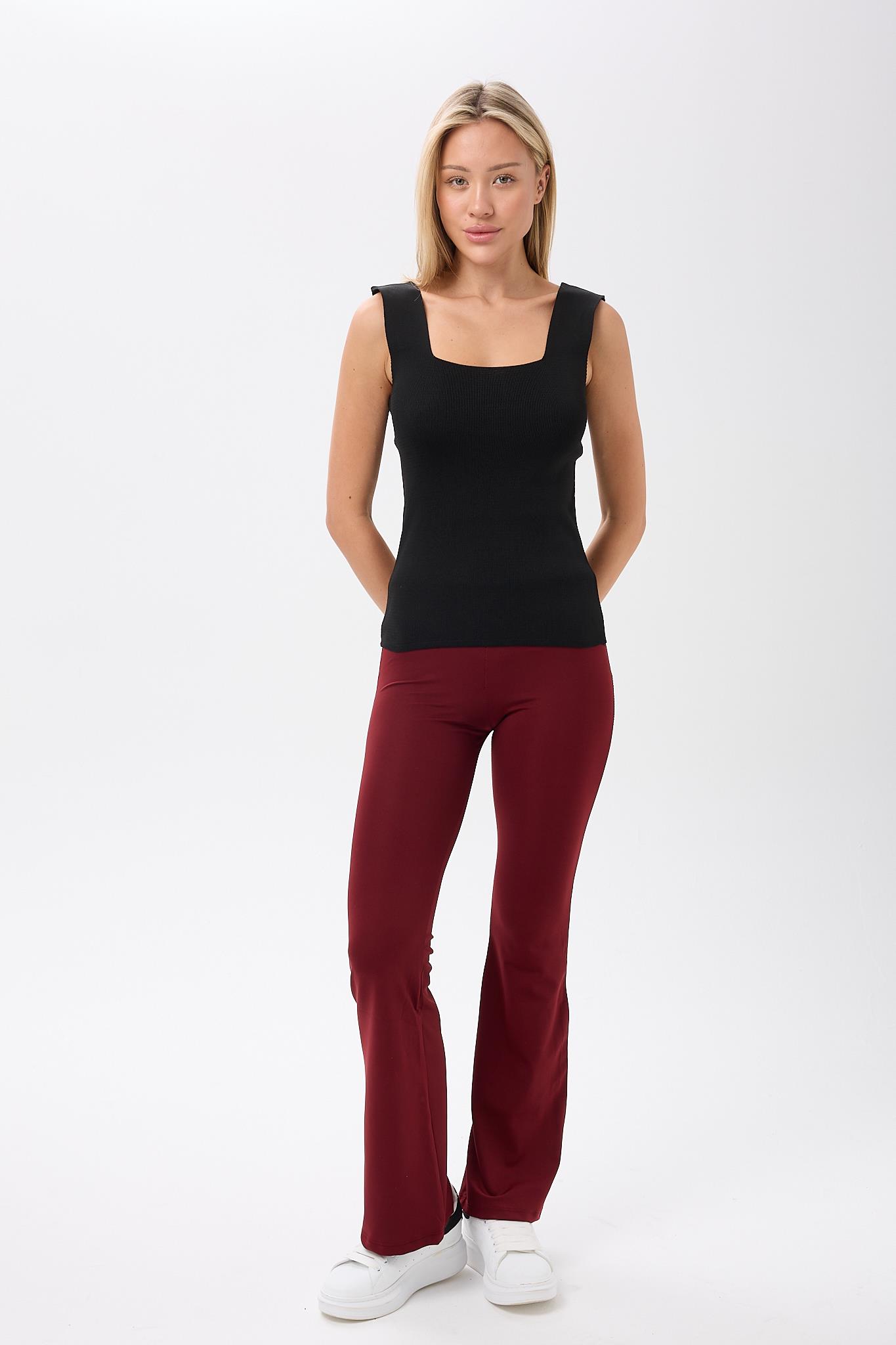 Kadın Kare Yaka Kalın  Askılı Basic Fit Siyah Bluz Crop Top