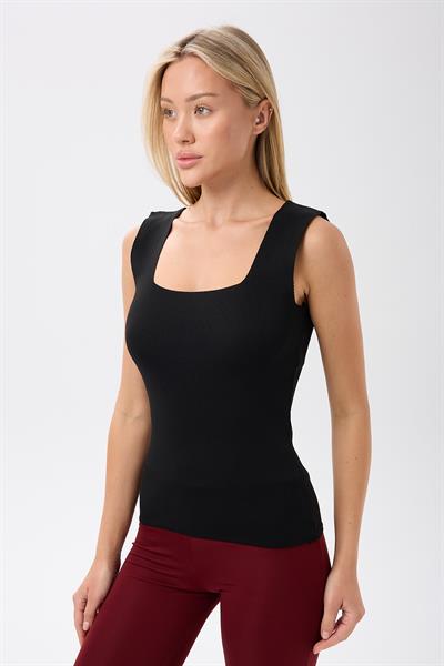 Kadın Kare Yaka Kalın  Askılı Basic Fit Siyah Bluz Crop Top