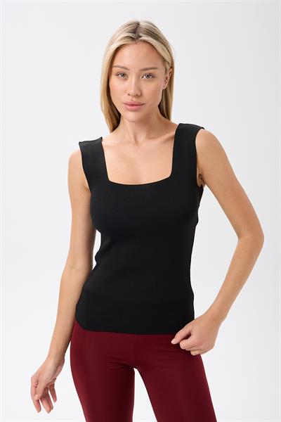 Kadın Kare Yaka Kalın  Askılı Basic Fit Siyah Bluz Crop Top