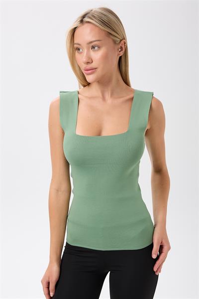 Kadın Kare Yaka Kalın  Askılı Basic Fit Yeşil Bluz Crop Top