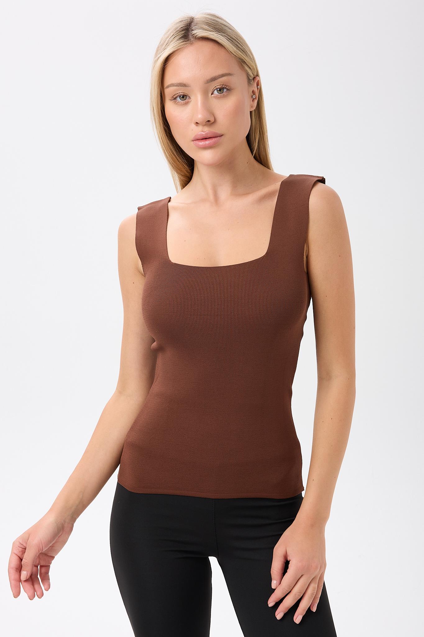 Kadın Kare Yaka Kalın  Askılı Basic Fit Kahve Rengi Bluz Crop Top
