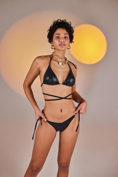 Markano Ivory Bikini Üstü Siyah
