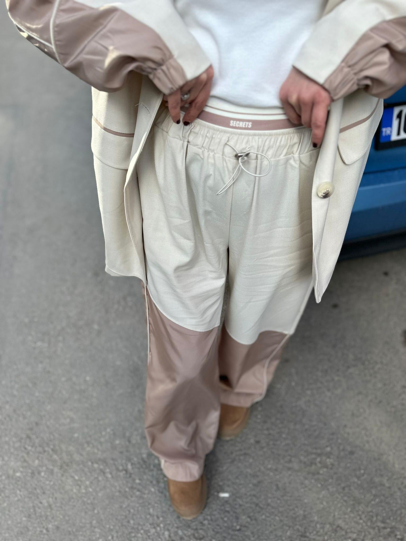 Bel/Paça Lastik Detay Pantolon 