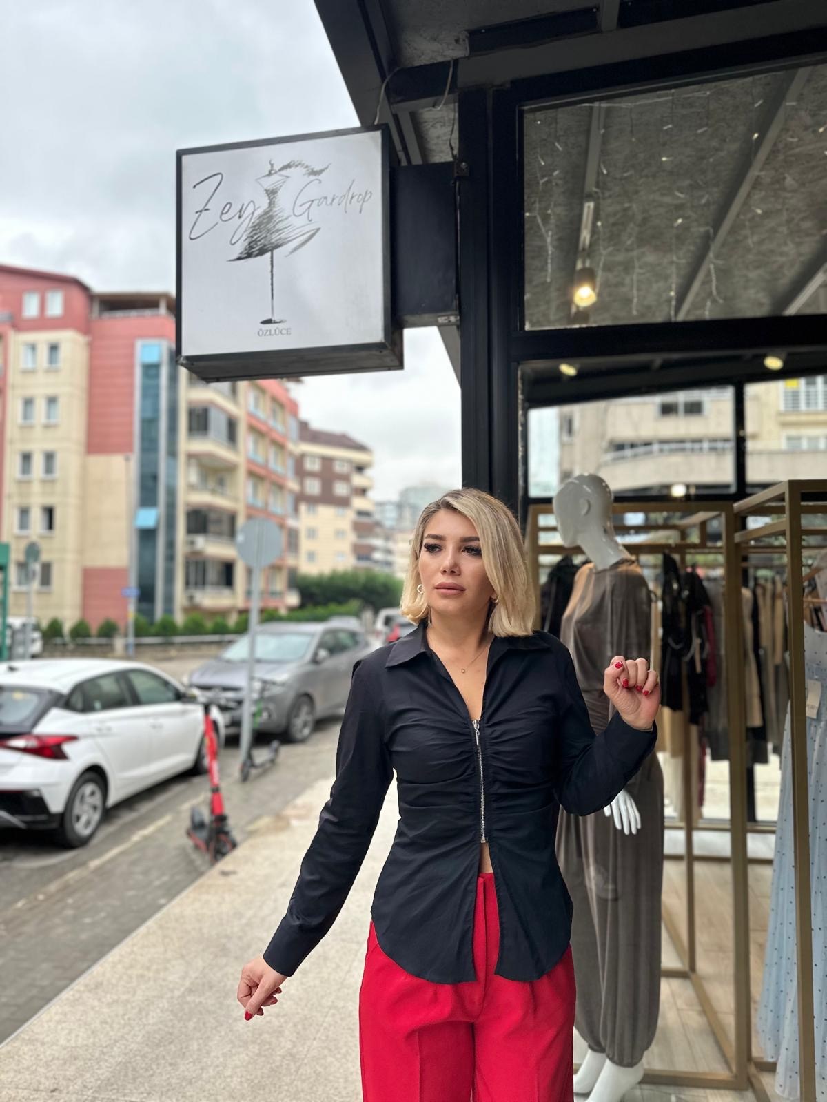 Siyah Fermuar Detay Tasarım Gömlek