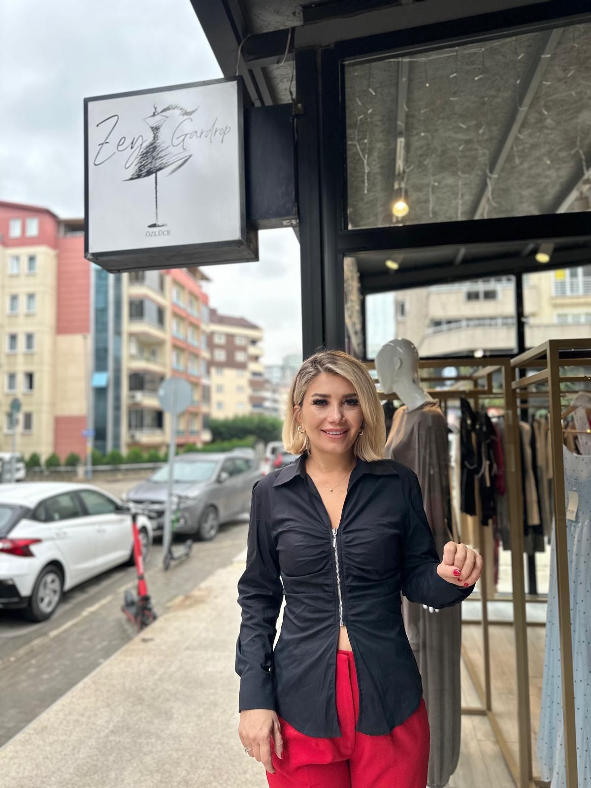Siyah Fermuar Detay Tasarım Gömlek