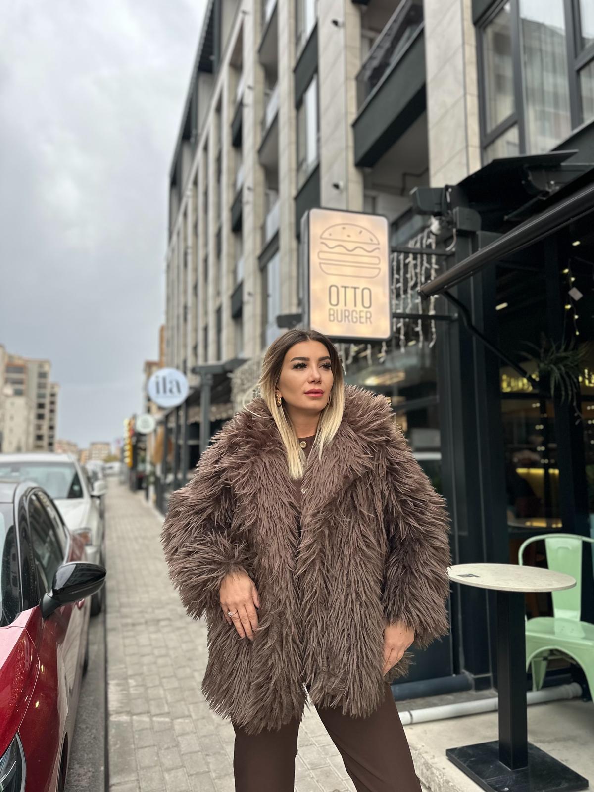 Kahverengi Premium Kürk