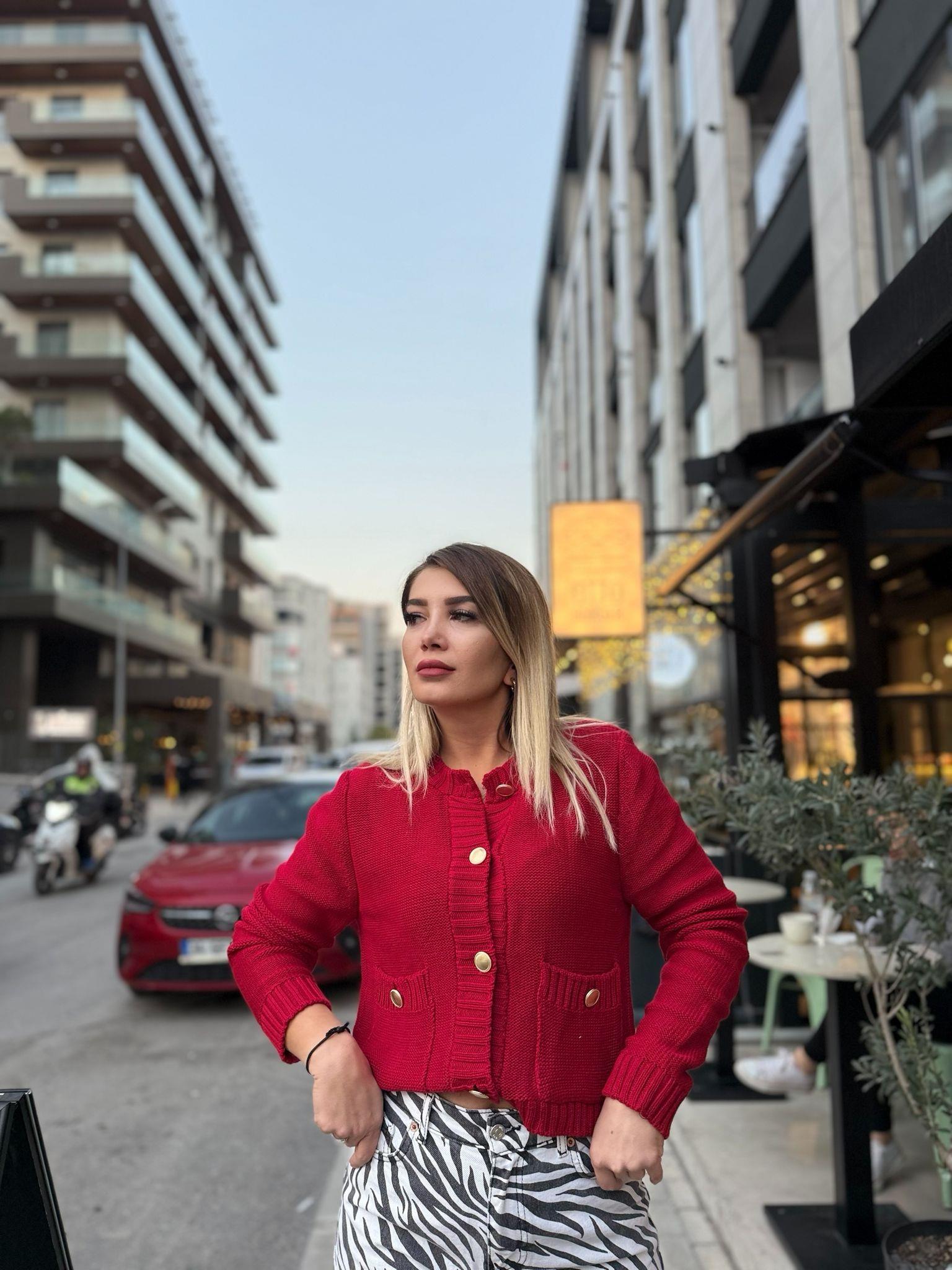 Kırmızı Gold Düğme Örme Hırka