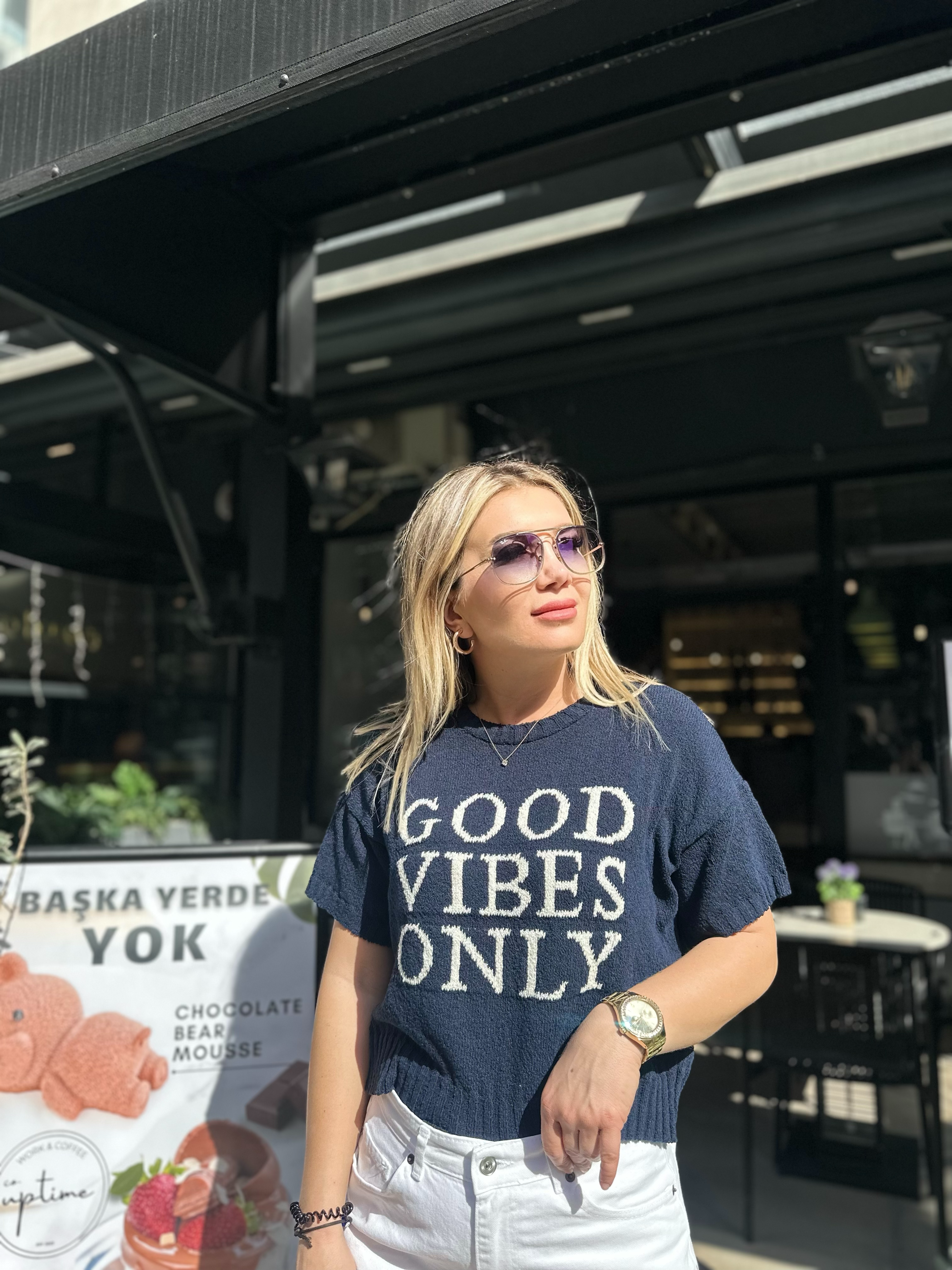Lacivert Yazı Detay Triko