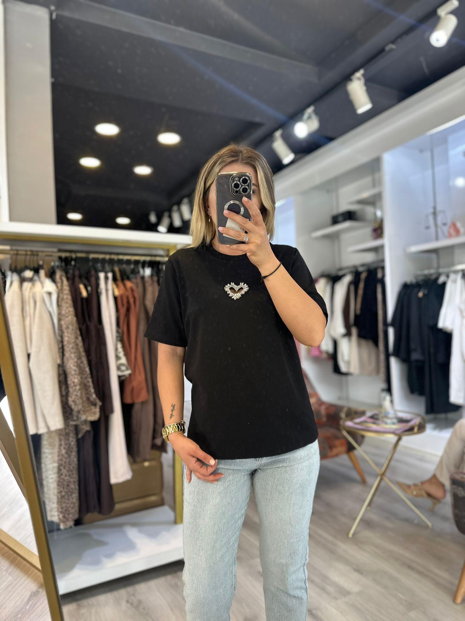 Silver Kalp Detay Siyah Tshirt